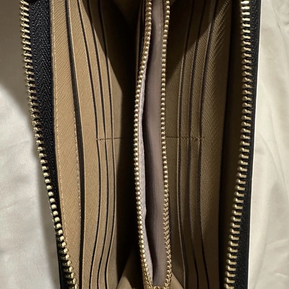 Kate Spade Dark Beige/Tan and Black Zip Wallet - Picture 3 of 11